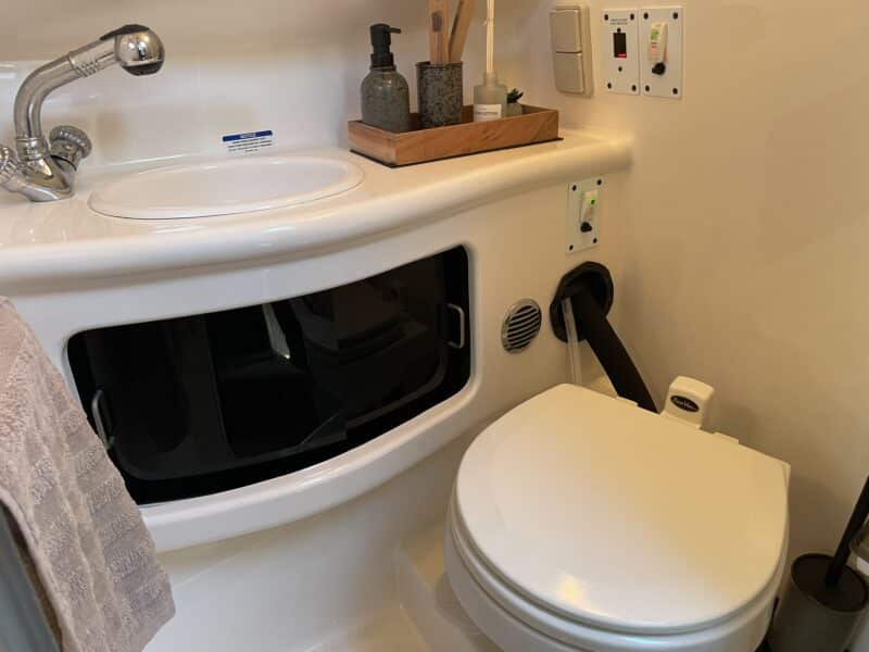 Chaparral 260 Signature - Image 11